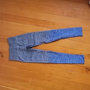 Womens Lululemon size 4 Blue leggings